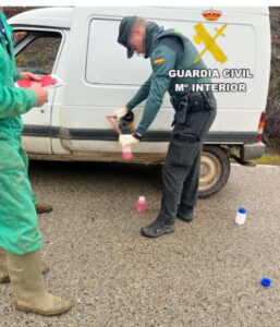 La Guardia Civil de Burgos detecta gasóleo agrícola en una furgoneta
