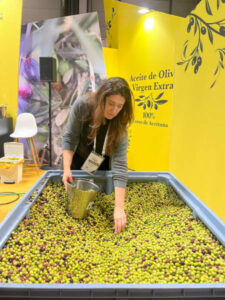 El aceite de oliva se prensa en directo en EXPO SAGRIS