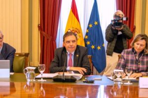 Las OPAs exigen a Planas soluciones reales al encarecimiento de la producción