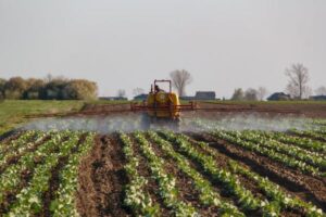 Castilla y León simplifica la renovación de carnés de fitosanitarios con formación online