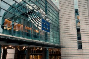 Bruselas convoca a productores y agricultores para debatir la crisis de fertilizantes