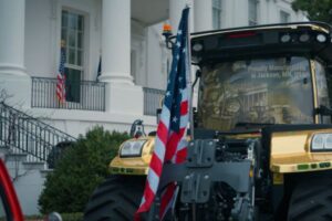 Fendt lleva un tractor dorado a la Casa Blanca como homenaje al agricultor estadounidense