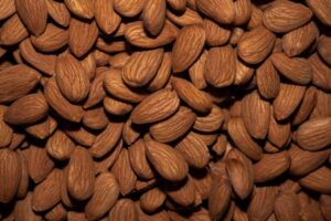 Andalucía recupera el liderazgo nacional de la almendra con casi 47.000 t