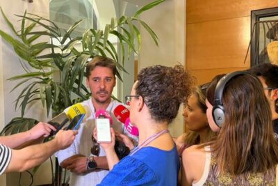 El tomate extremeño necesita vías en condiciones para llegar a la fábrica